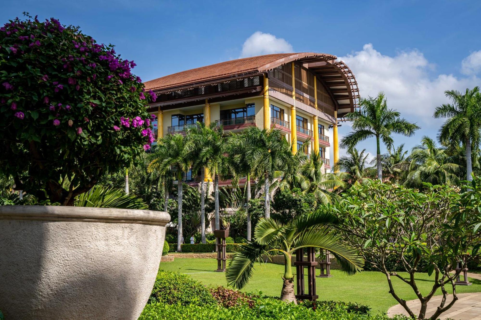 The St. Regis Sanya Yalong Bay Resort Exteriör bild